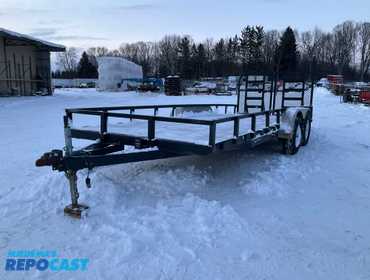 2017 PJ  U820 Tandem Axle Utility Trailer