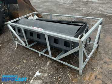 New JCT 73” Vibratory Roller Skid Steer Attachment, Universal Quick Attach, 73” Wide Roller, Has...