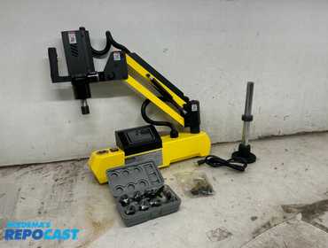 Folding arm servo electric tapping machine, new. 