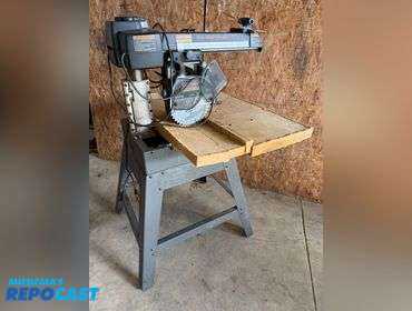 Craftsman professional radial arm saw. Works good per seller
