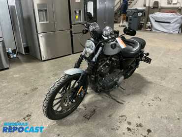 2015 Harley-Davidson XL883N IRON Motorcycle