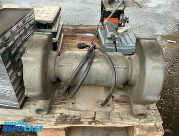 Heavy Duty 8" Bench Grinder - 110 volt - works great