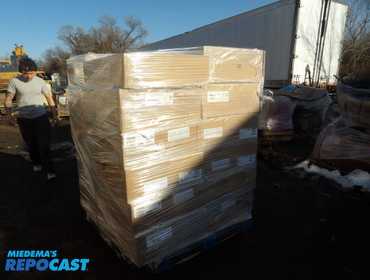 pallet load of apx. 360 Armstrong ceiling tile, 24x24", white 