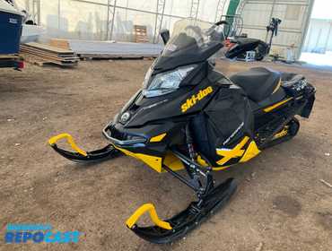2013 Skidoo Renegade 800 Snowmobile