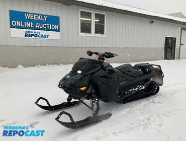 2024 Ski-Doo Summit Adrenaline 850 154 Snowmobile