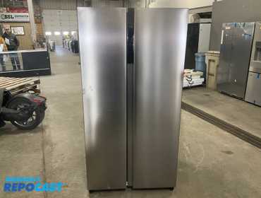 Frigidaire FRSG2115AV Side x Side Refrigerator