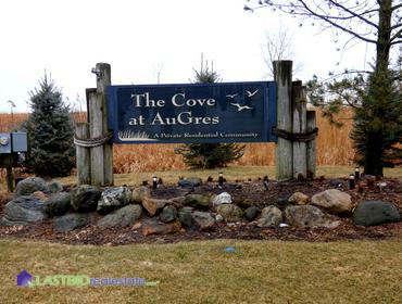 Vacant Lots, Cove Ct. Au Gres Michigan 48703