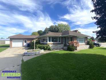 LASTBIDrealestate.com Online Real Estate Auction on December 9, 2025 of 2,041 Sq. Ft. Ranch Home on 0.64 Acres in Bay City, MI