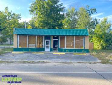 LASTBIDrealestate.com Online Real Estate Auction on October 22, 2025 of  a 1,592 Sq. Ft. Commercial Building in Roscommon, MI