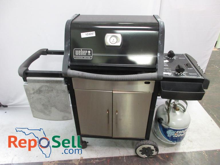 er gas grill with propane tank
