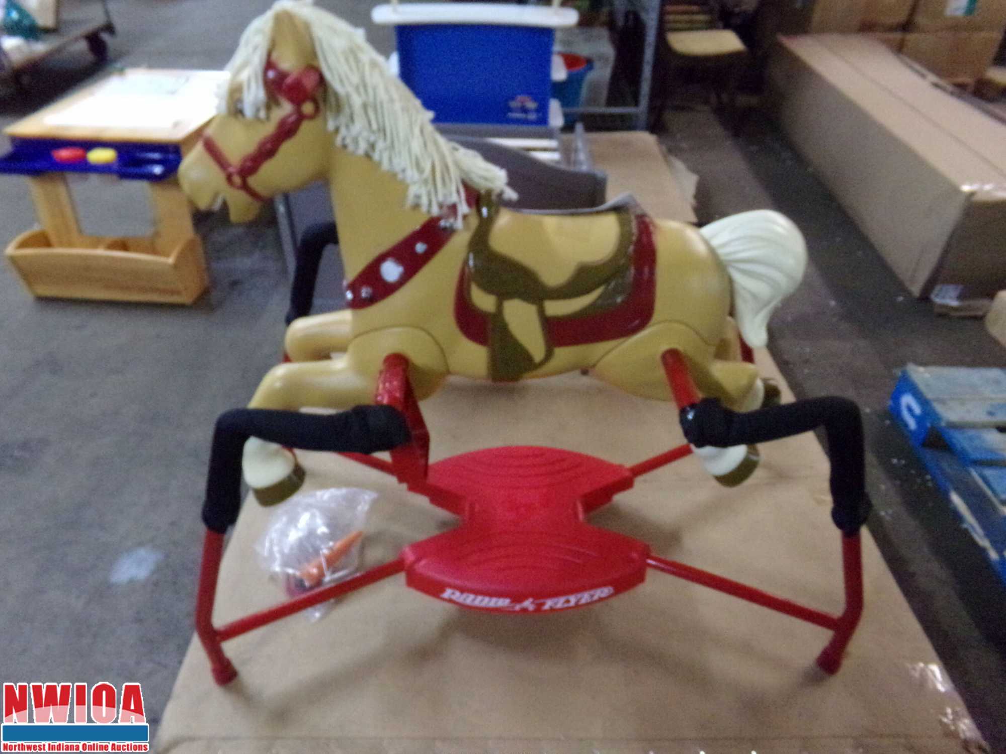 radio flyer champion interactive horse ride on