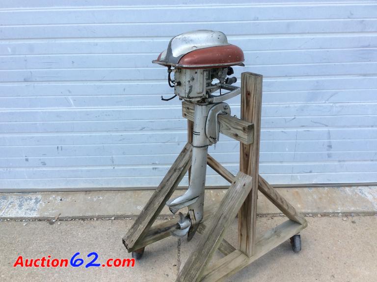 Vintage Montgomery Ward 5HP Outboard...