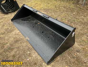 New Tomahawk 84” skid steer bucket, welded on high carbon cutting edge, skid steer quick attach 