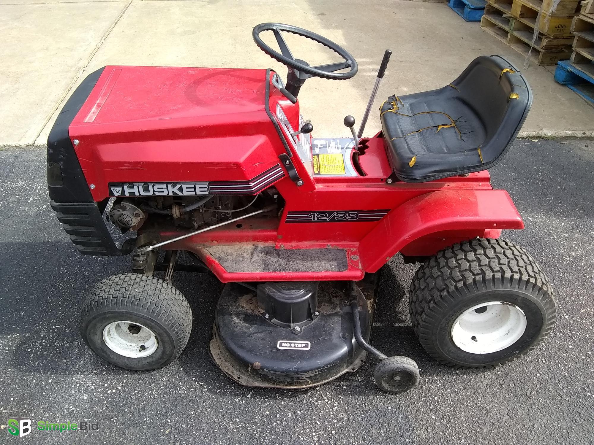 SimpleBid Inc. Huskee Lawn Tractor Model C3912060