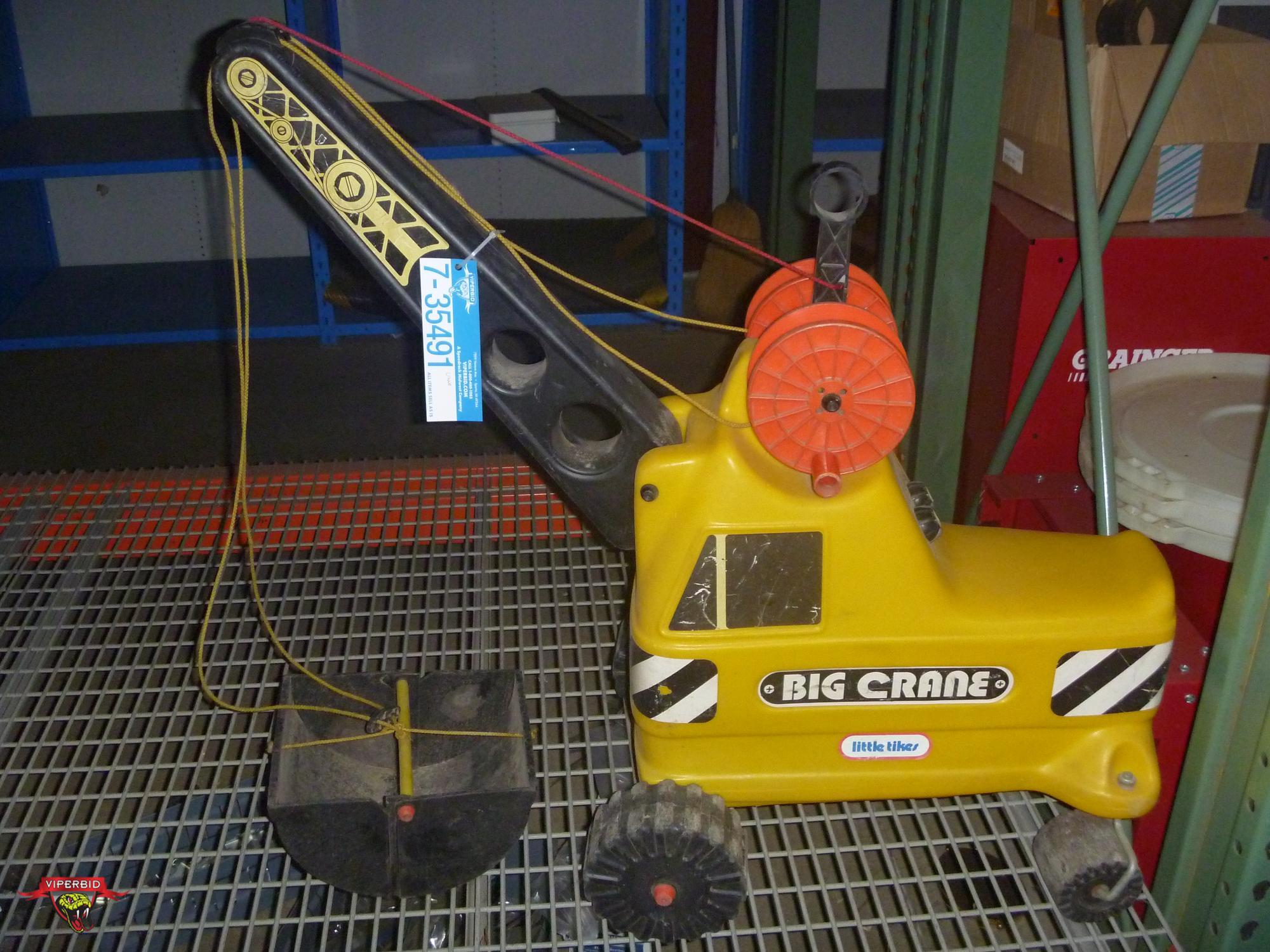 Little store tikes crane